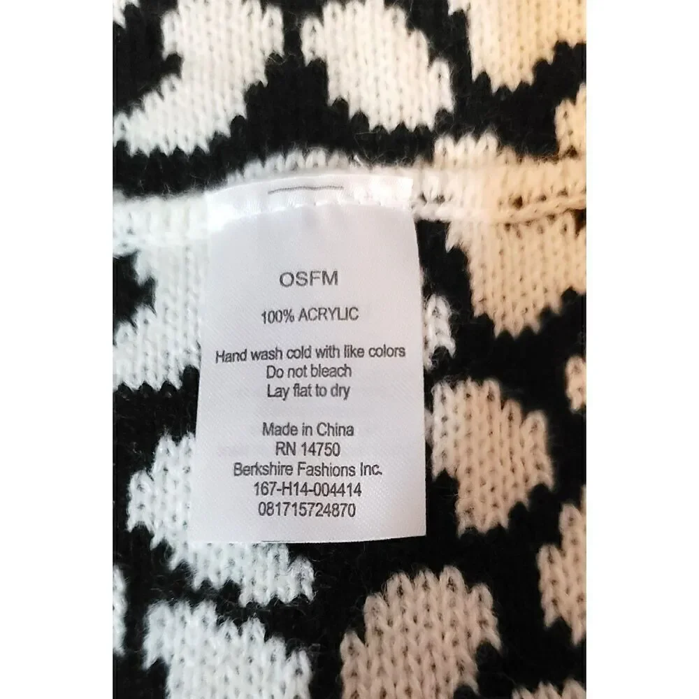 100% Acrylic Black & White Print Infinity Loop Scarf